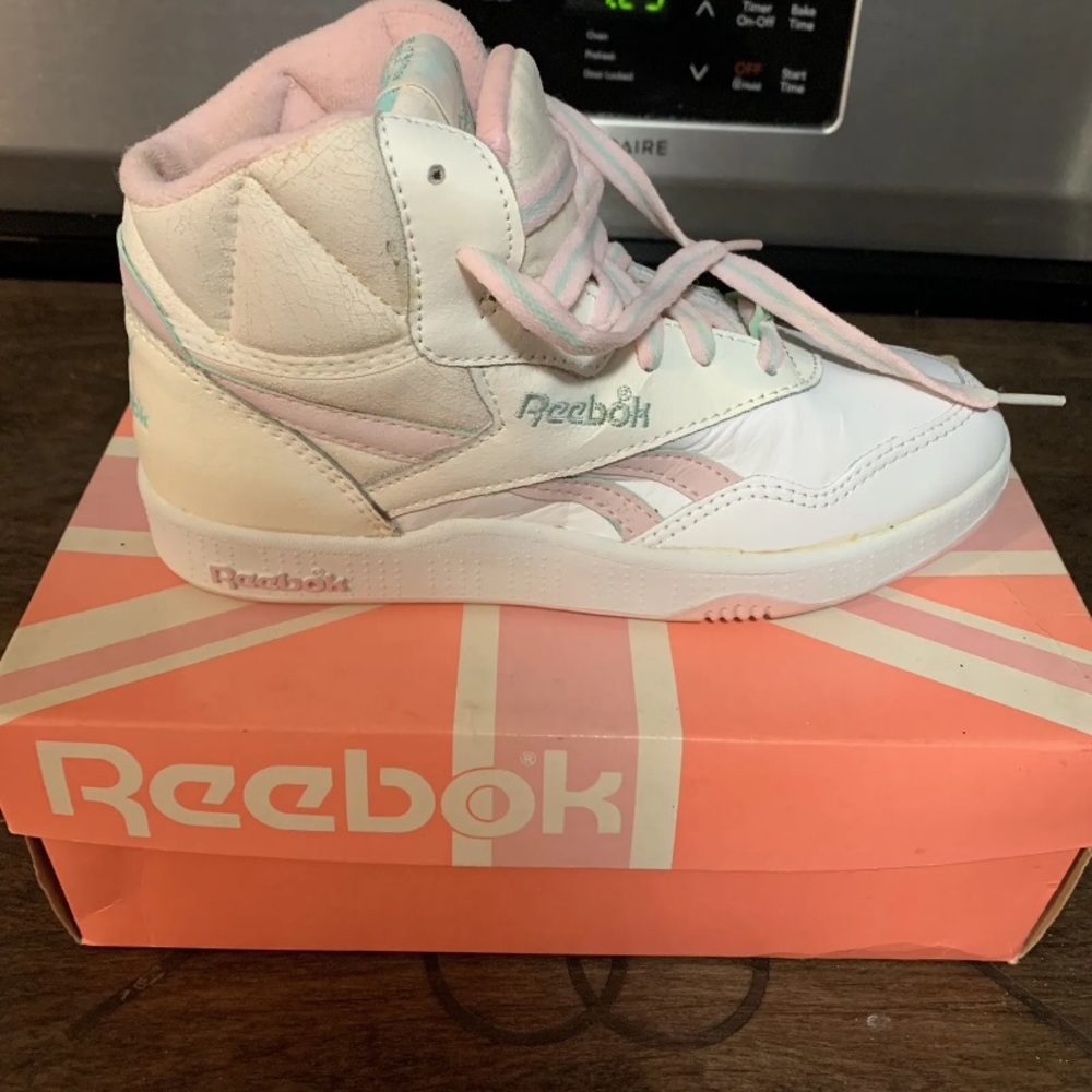Vintage 1980s Girls Reebok Dance RAZZ Shoes White Pink Sz 4 - New W/ Box, READ